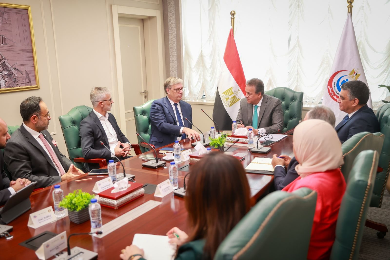 مصر تتعاون مع فيليبس الهولندية لتوطين صناعات الأجهزة الطبية