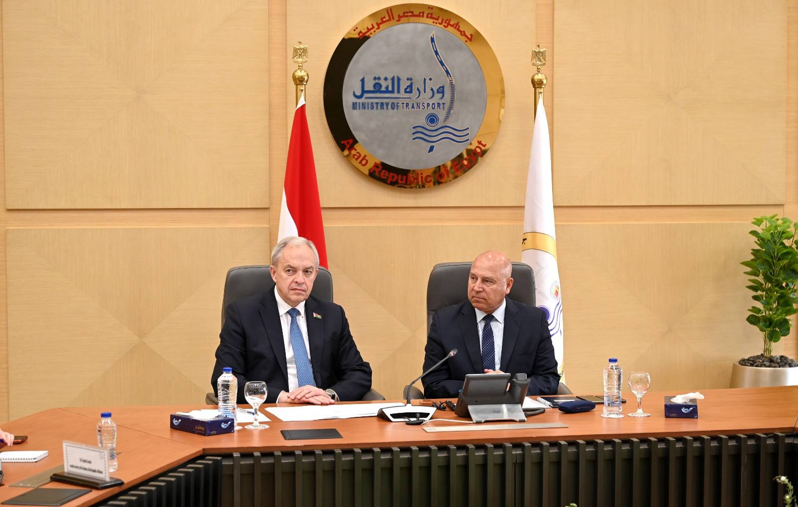وزير الصناعة والنقل في اجتماع مع رئيس مجلس النواب البيلاروسي