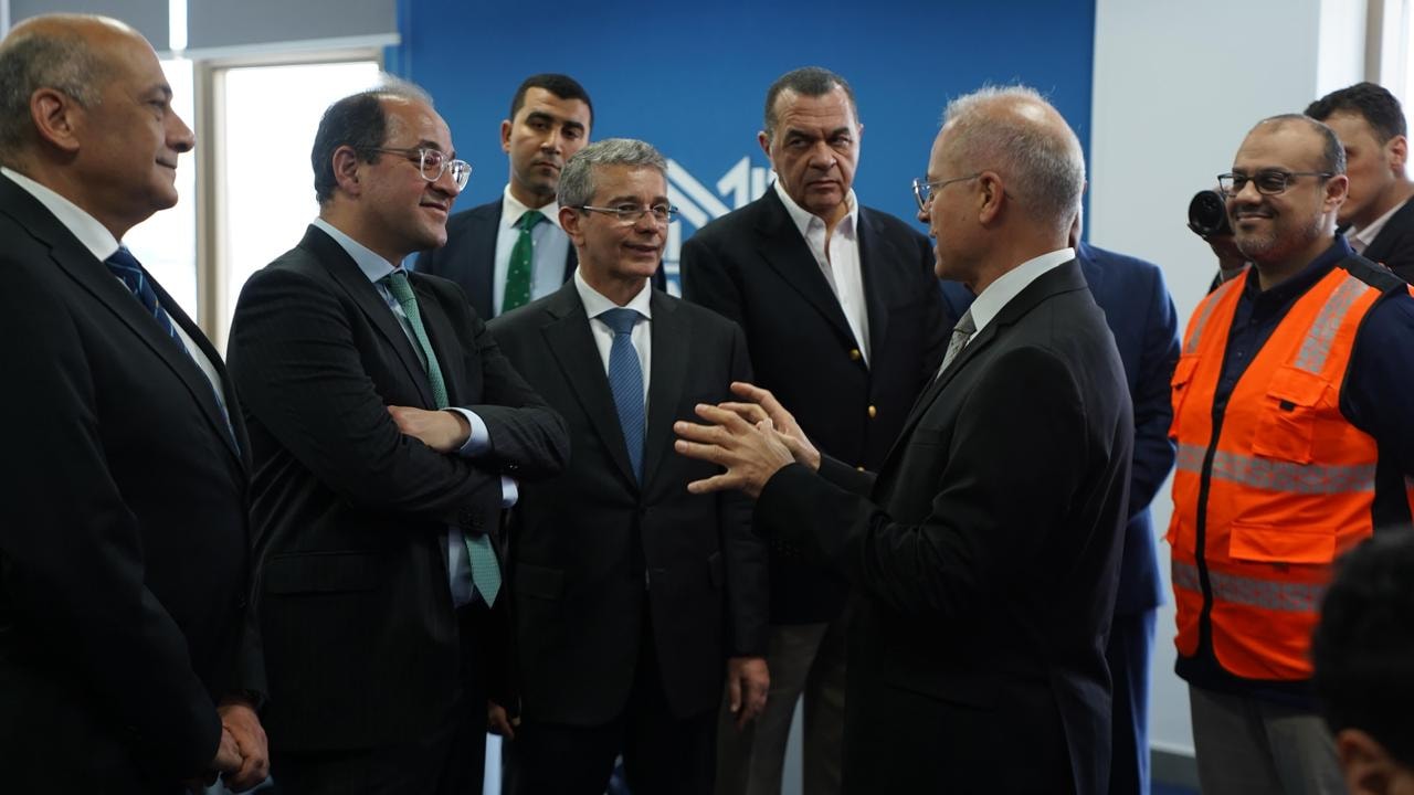 وزير المالية فى جولة ميدانية بميناءي الدخيلة والإسكندرية