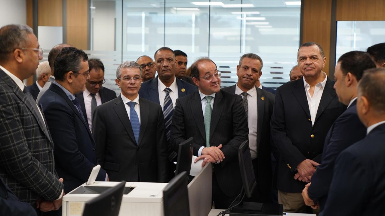 وزير المالية فى جولة ميدانية بميناءي الدخيلة والإسكندرية