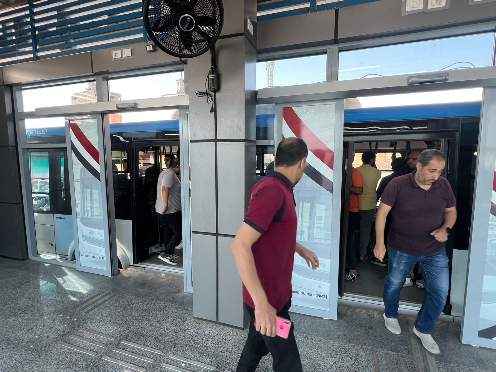بدء التشغيل التجريبي بالركاب من مشروع الأتوبيس الترددي
