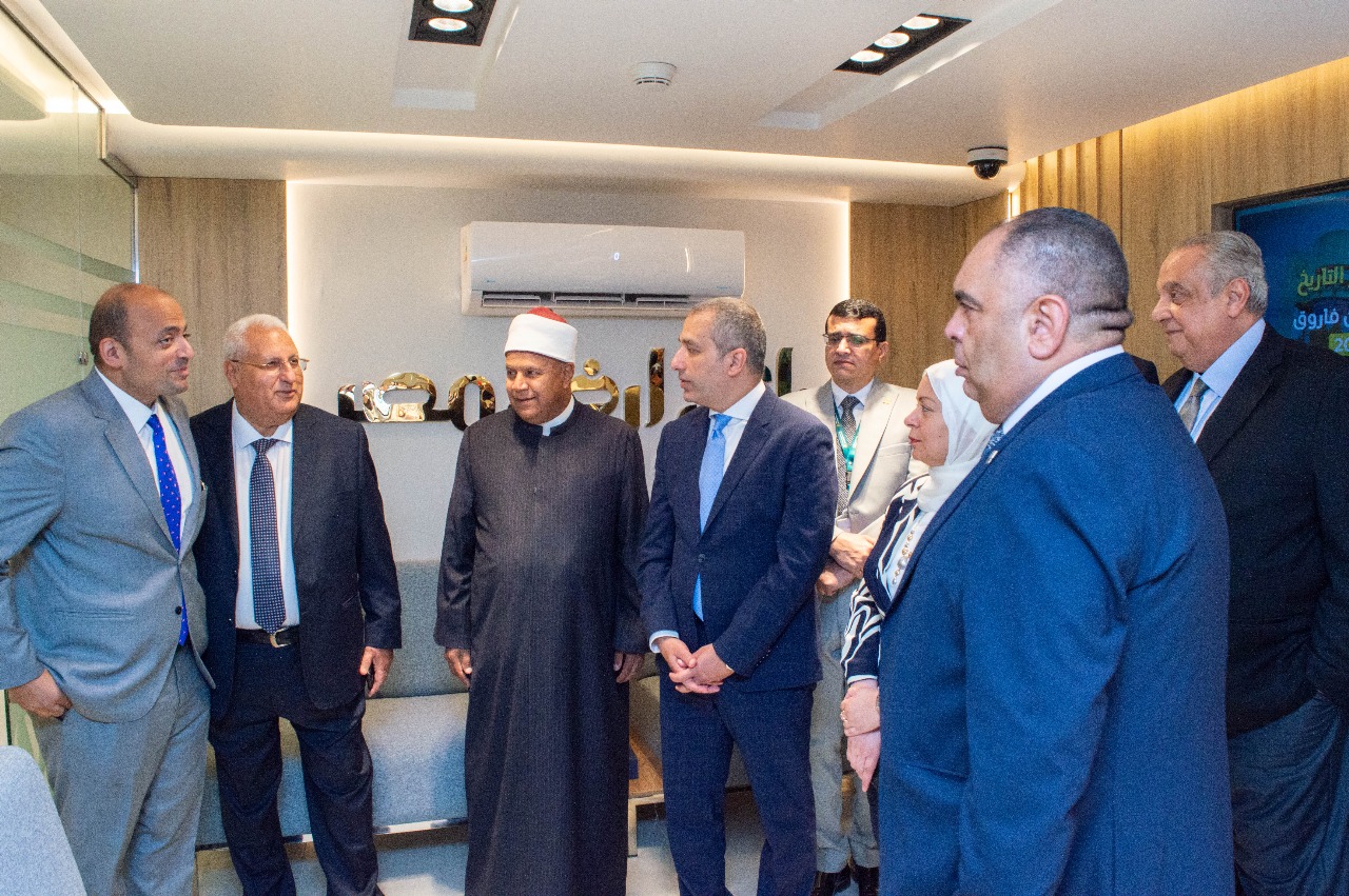 البنك الزراعي المصري يعيد افتتاح فرعه الاسلامي بالمهندسين