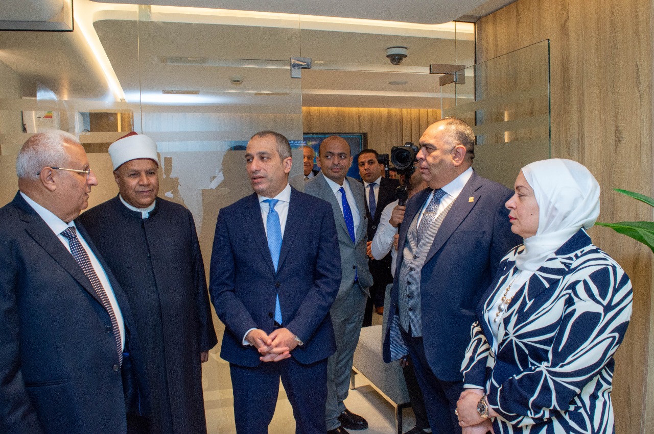 البنك الزراعي المصري يعيد افتتاح فرعه الاسلامي بالمهندسين