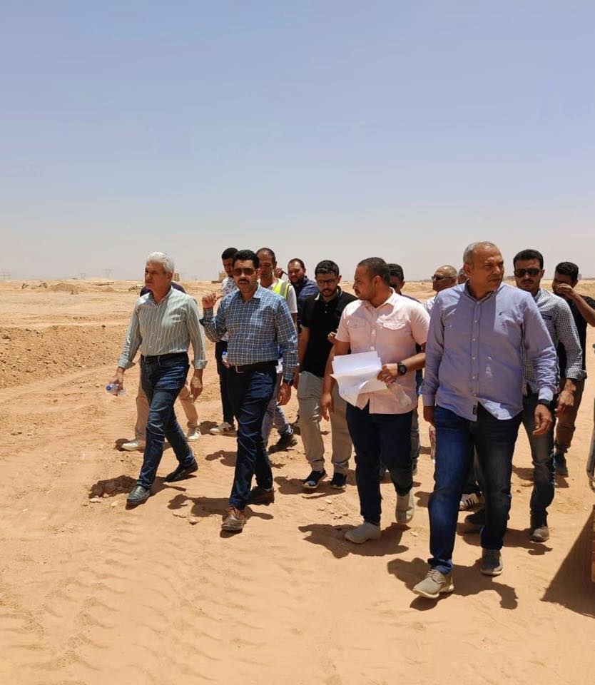 وزير الإسكان يتابع المشروعات الجاري تنفيذها بتوسعات 3 مدن
