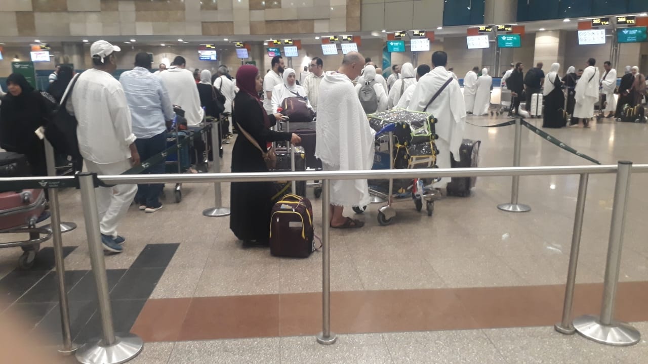 وصول جميع حجاج السياحة المصريين إلى الأراضي المقدسة