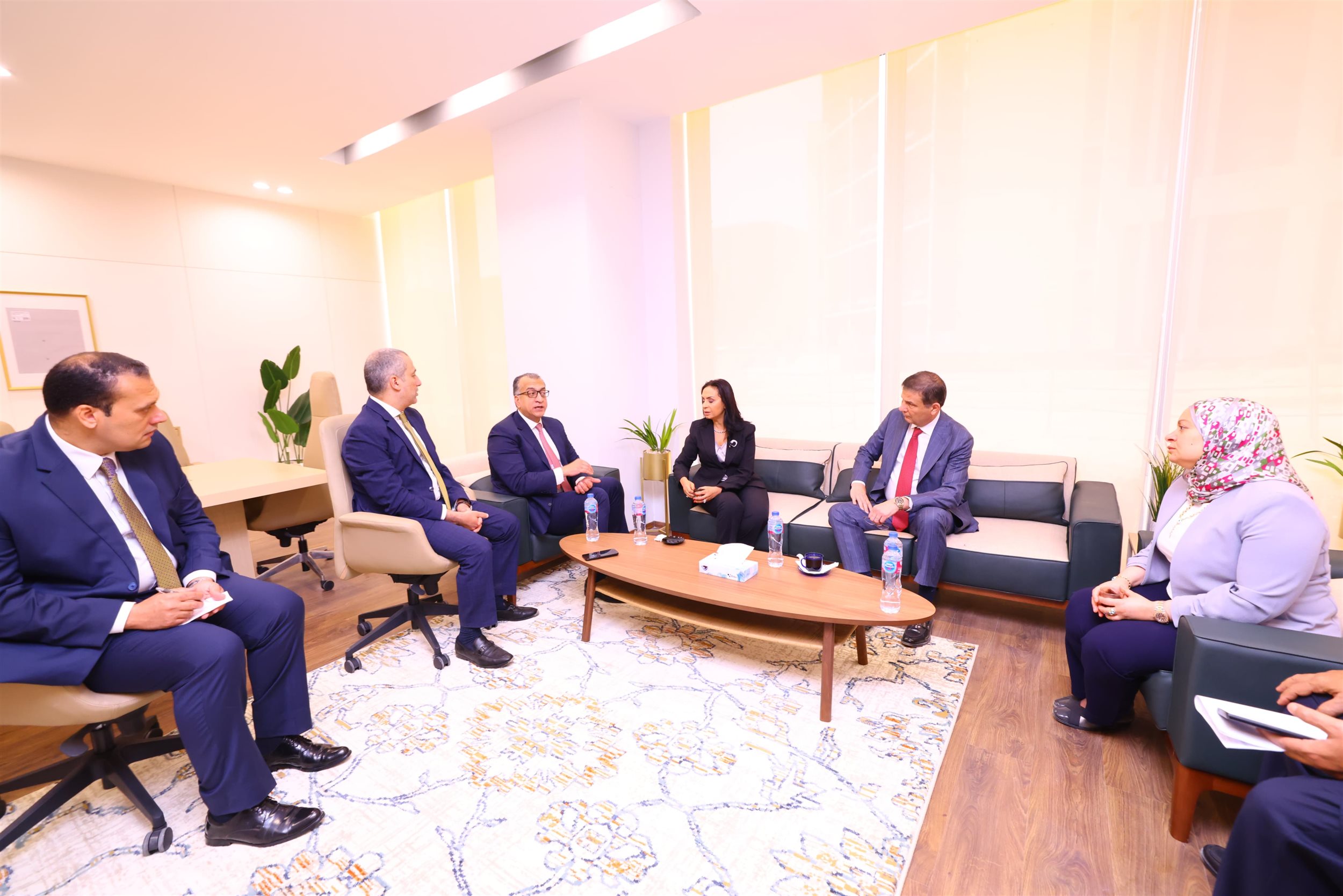 وزيرا التضامن الاجتماعي والزراعة يتفقدان مقر البنك الزراعي المصري