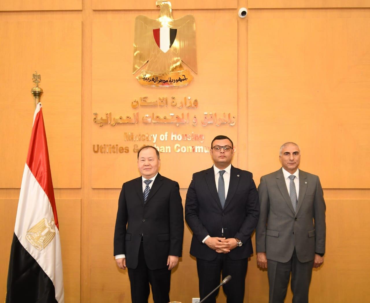 وزير الإسكان يستقبل نائب وزير الاسكان الصيني