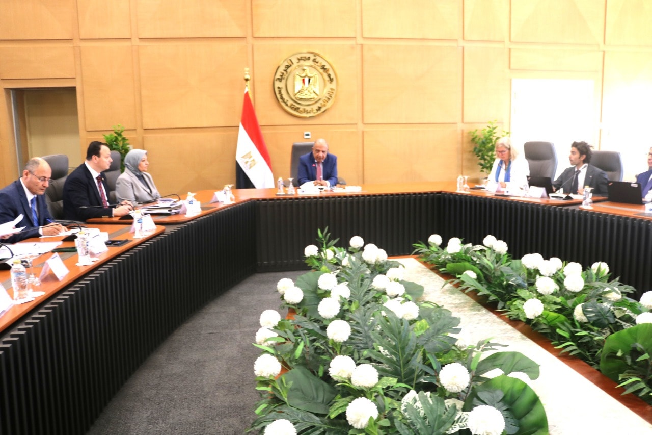 وزير الكهرباء يبحث مع وفد المفوضية الأوروبية