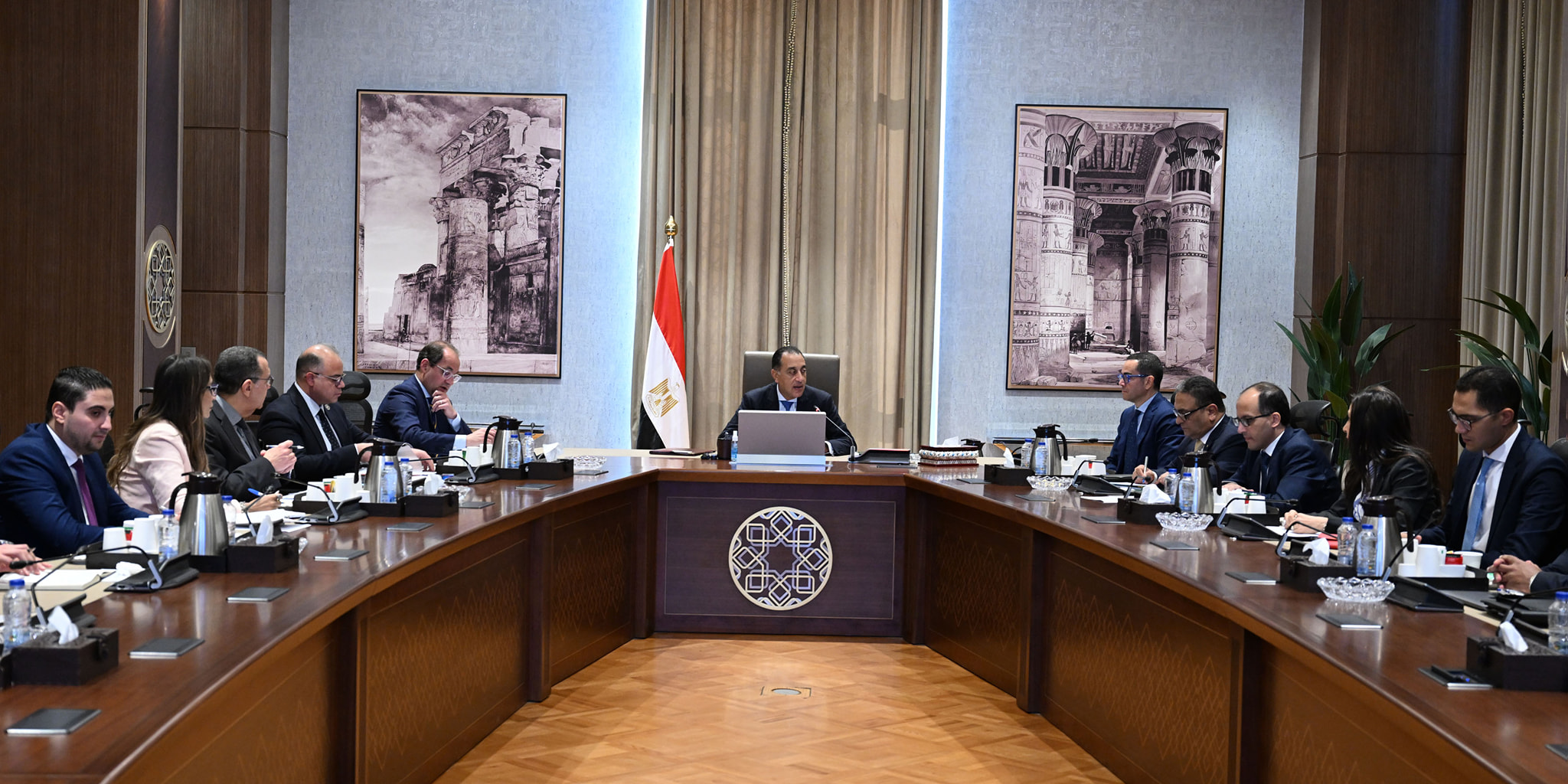 اجتماع لاستعراض ضريبة الأرباح على التعاملات في الأوراق المقيدة بالبورصات