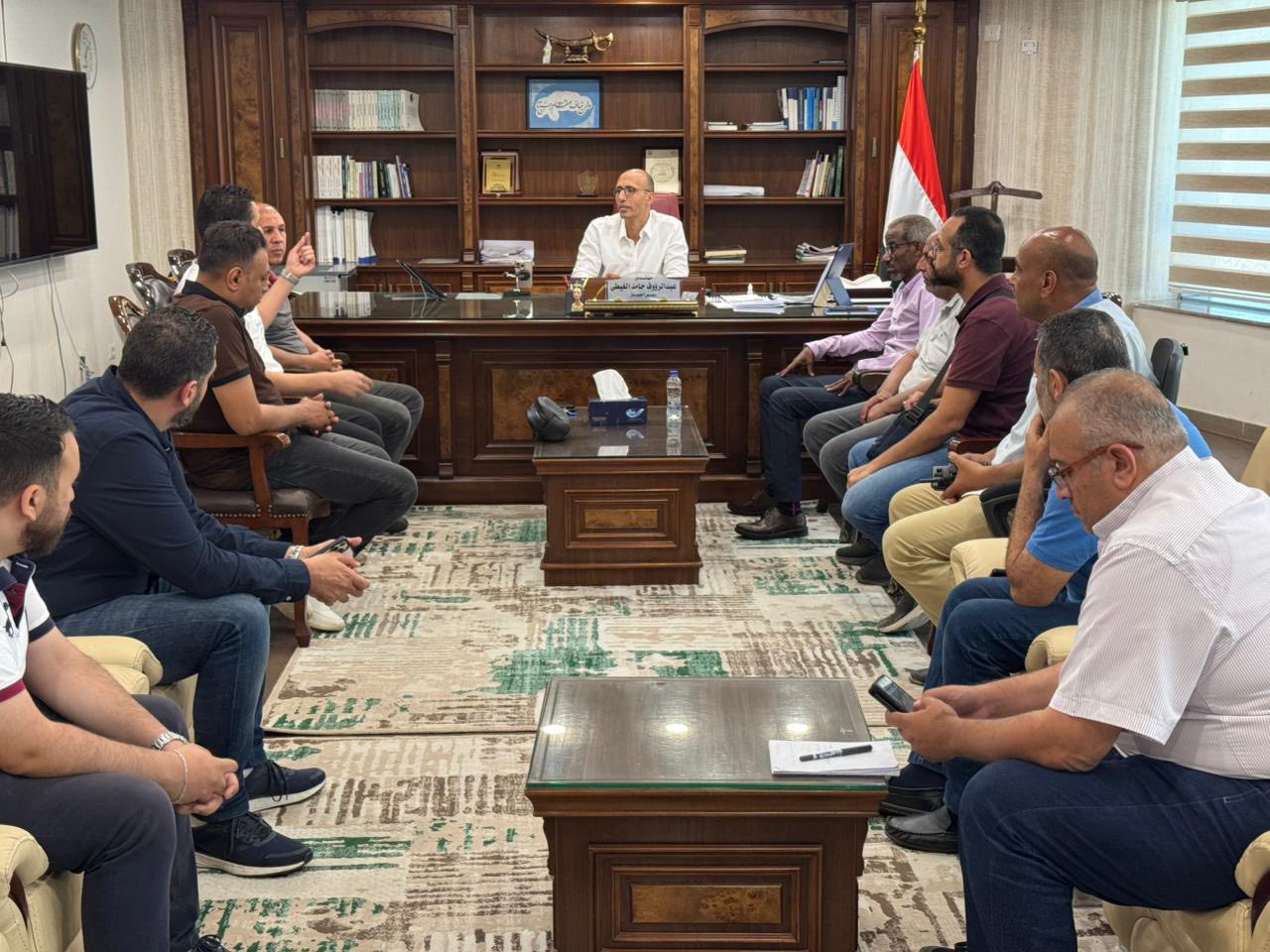 رئيس جهاز القاهرة الجديدة يلتقي سكان بيت الوطن و دار مصر