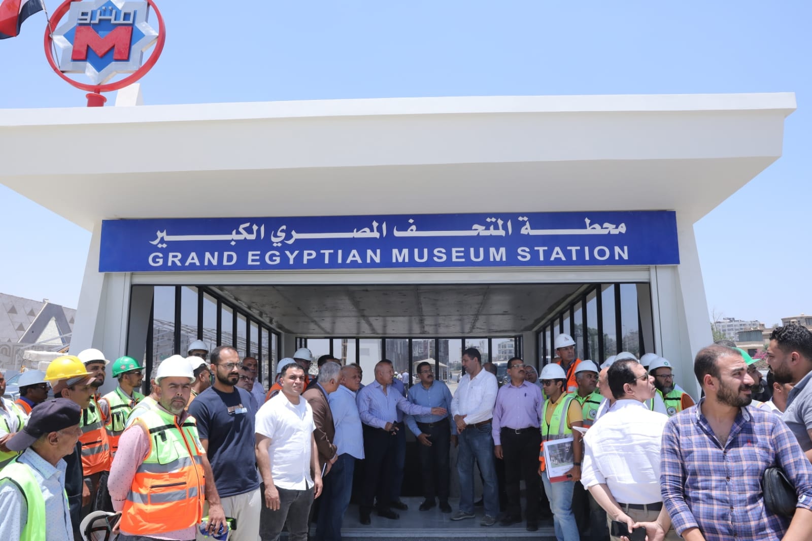 الوزير يتابع جاهزية الدائري والأتوبيس الترددي بمنطقة المتحف المصري