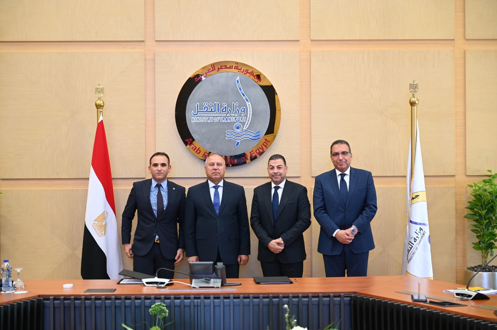 توقيع عقد ترخيص شركة رحلة رايدز للعمل في مجال نقل الركاب