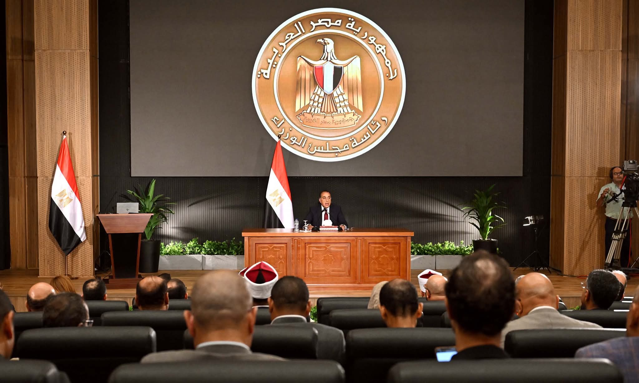 المؤتمر الصحفي الأسبوعي لرئيس الوزراء