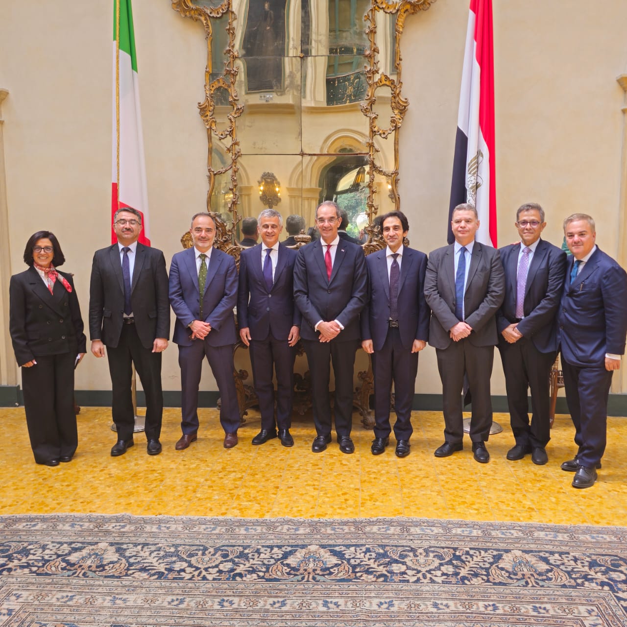 وزير الاتصالات مع مسئولى كبرى الشركات التكنولوجية العالمية