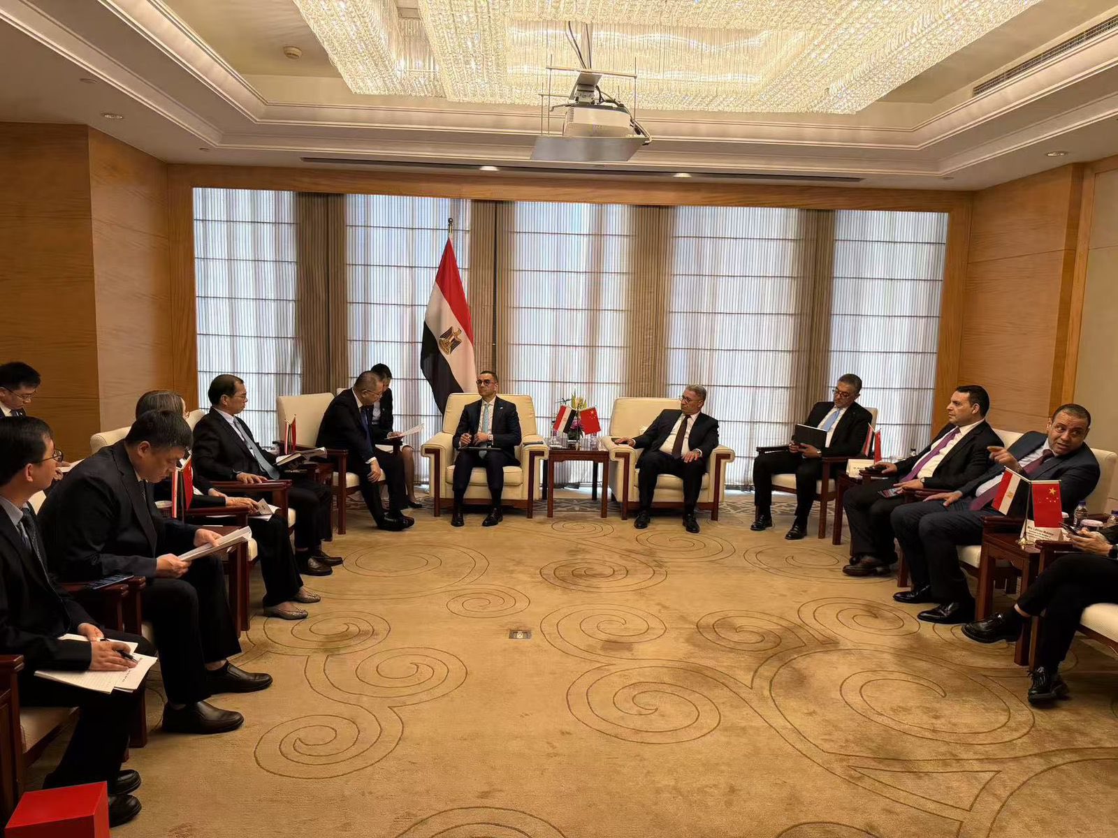 وزير الاستثمار خلال فعاليات منتدى الأعمال المصري الصيني