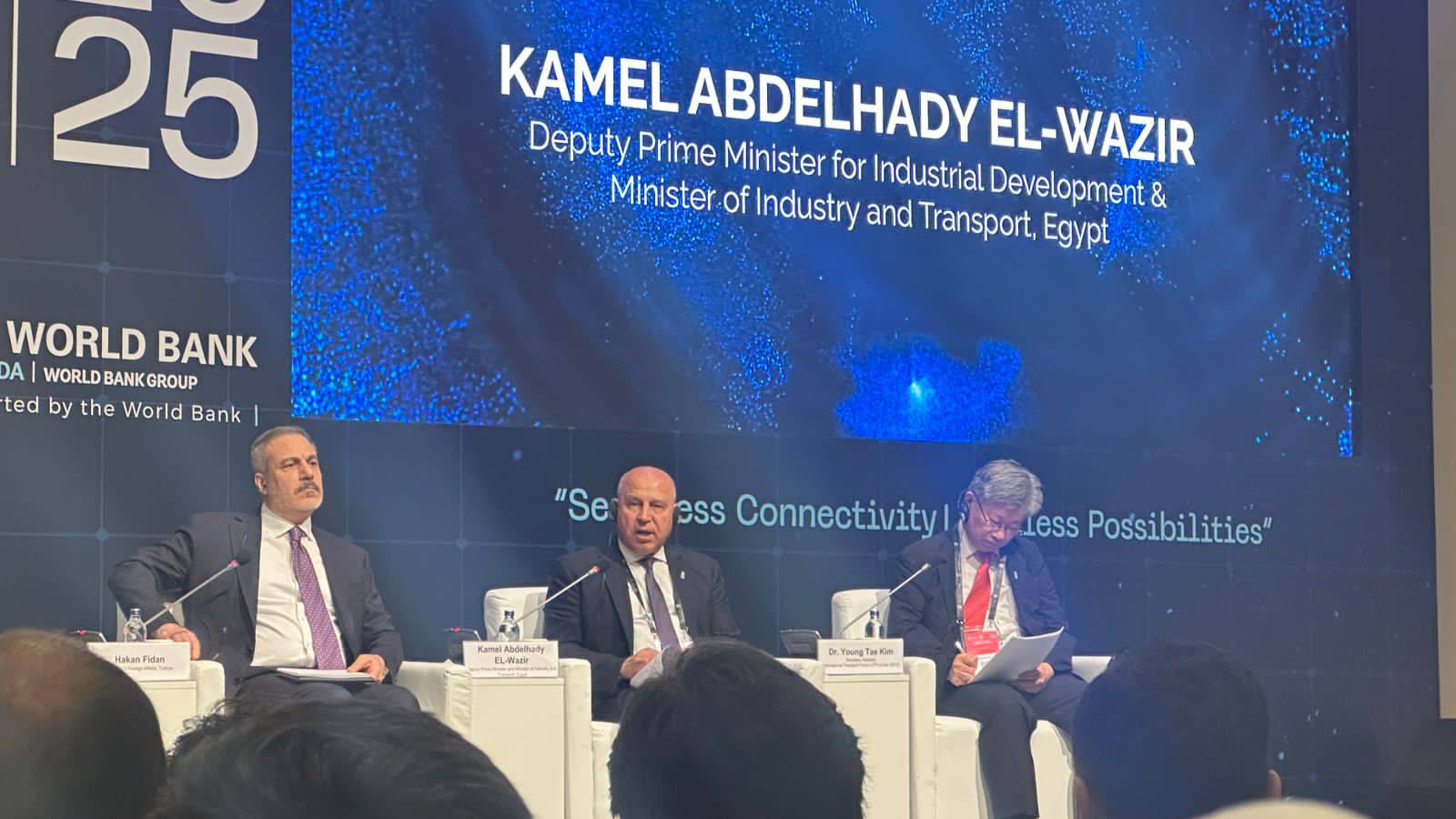 فعاليات منتدى الترابط العالمي في مجال النقل 2025