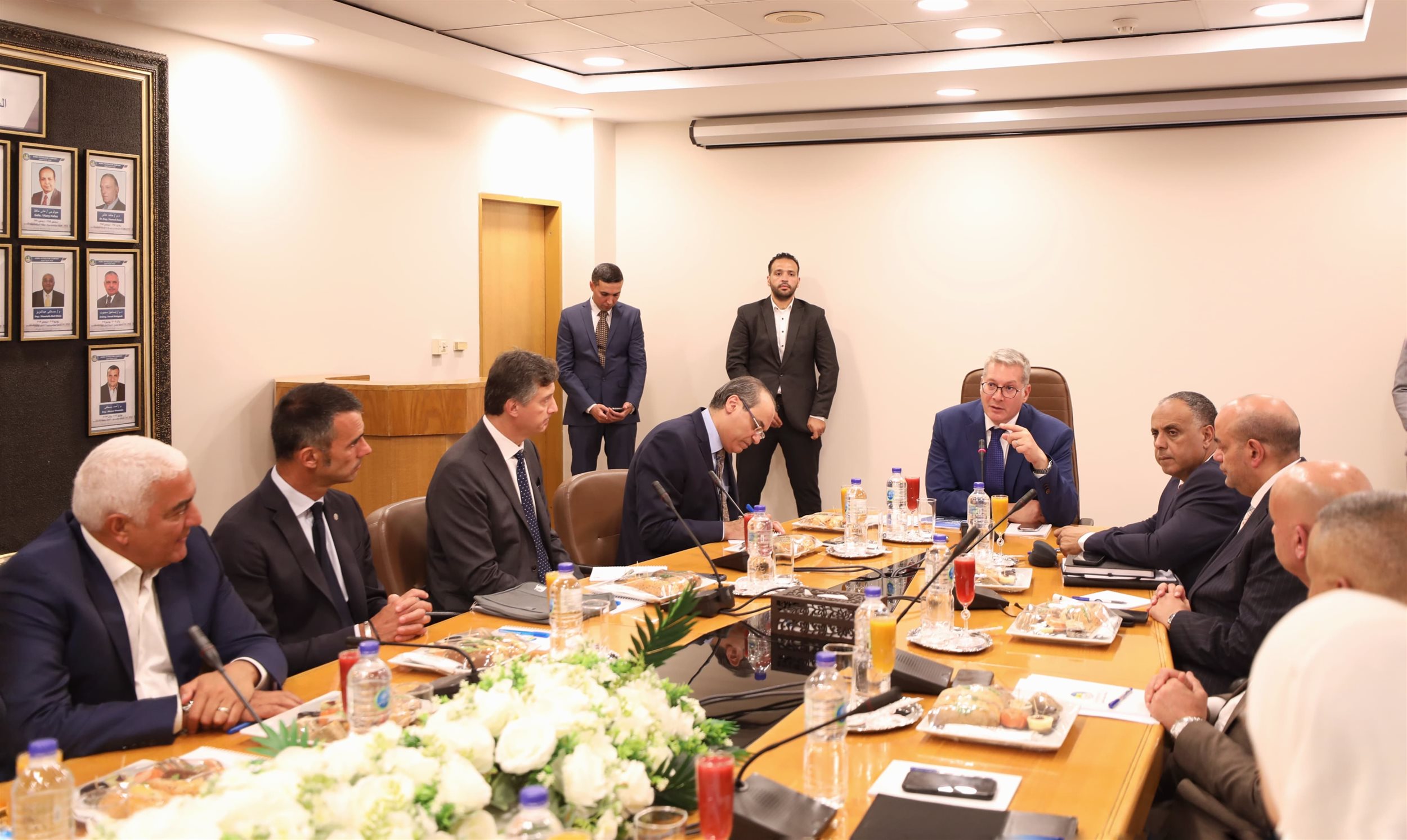 وزير البترول في زيارة إلى مقر شركة عجيبة للبترول