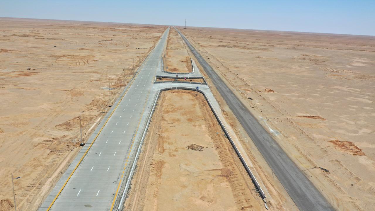 افتتاح وتشغيل القطاع الرابع من إزدواج طريق سيوة - مطروح