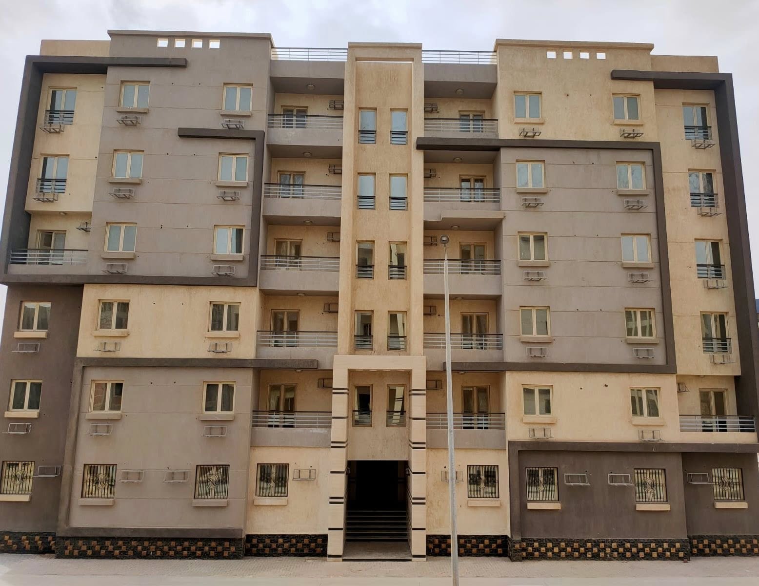 وحدات سكنية بمشروع سكن مصر بمدينة غرب قنا الجديدة