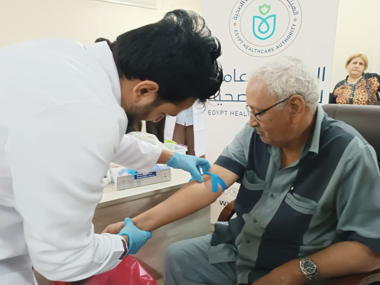 رئيس هيئة الرعاية الصحية يعلن بدء التشغيل لمنظومة التأمين