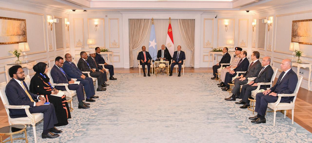 الرئيس السيسي يستقبل رئيس جمهورية الصومال في العلمين
