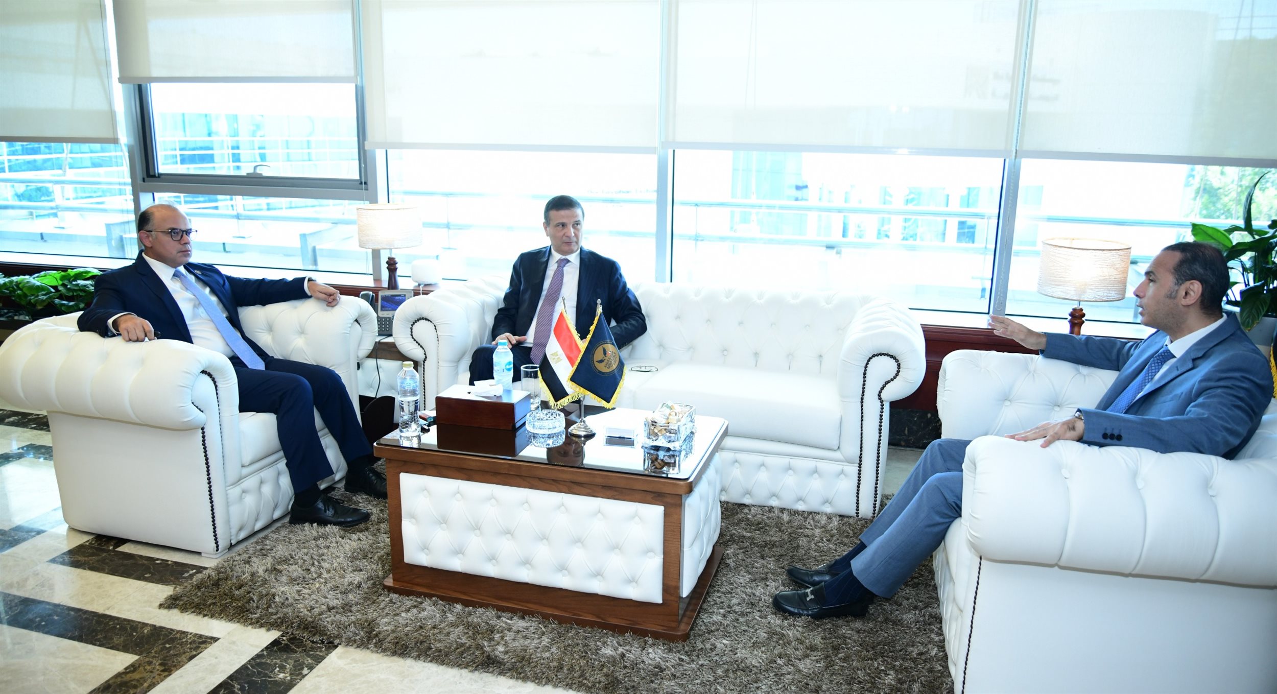 وزير الزراعة يجتمع مع رئيس هيئة الرقابة المالية