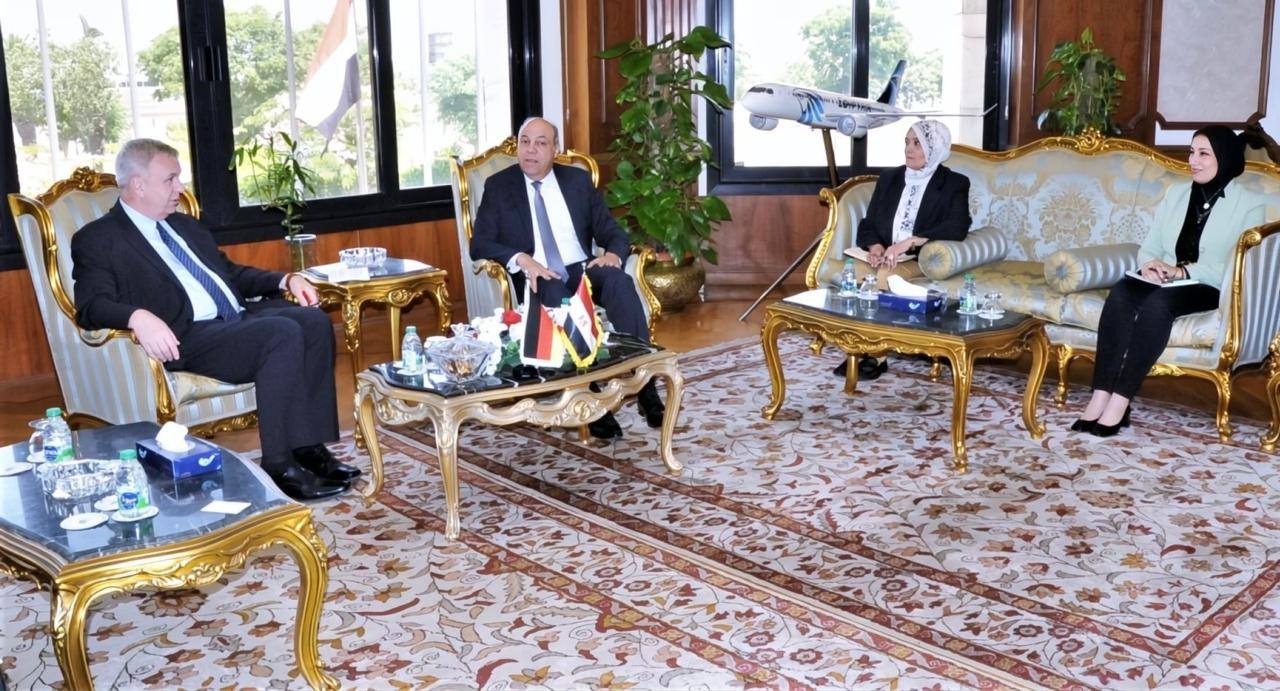 وزير الطيران المدني يلتقي سفير دولة ألمانيا