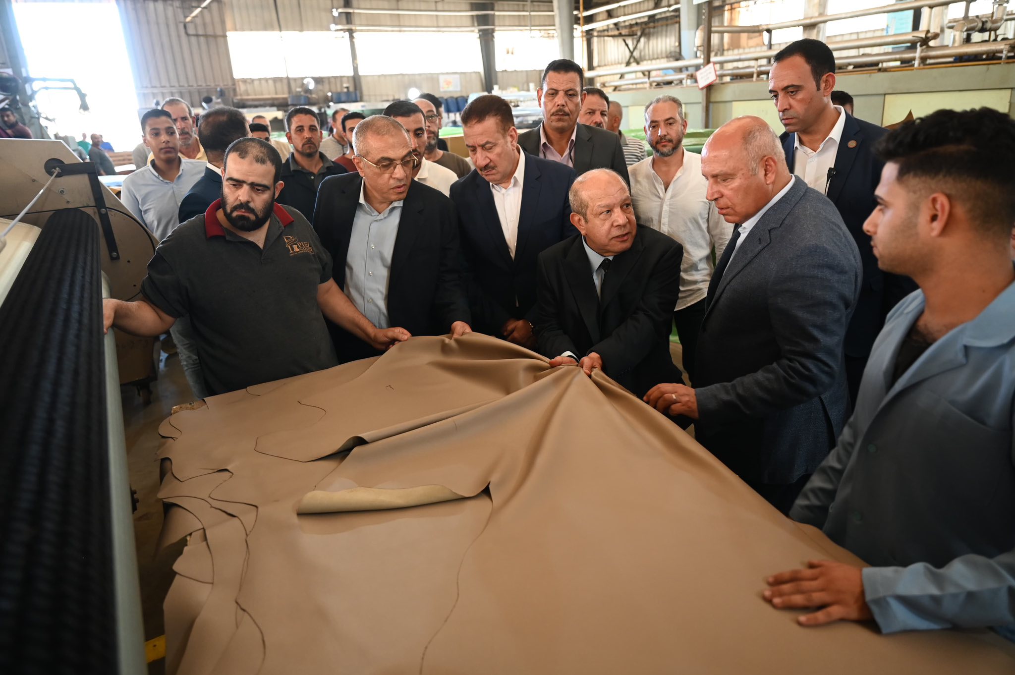 الوزير يتفقد عدد من المشروعات الصناعية بمحافظة المنوفية