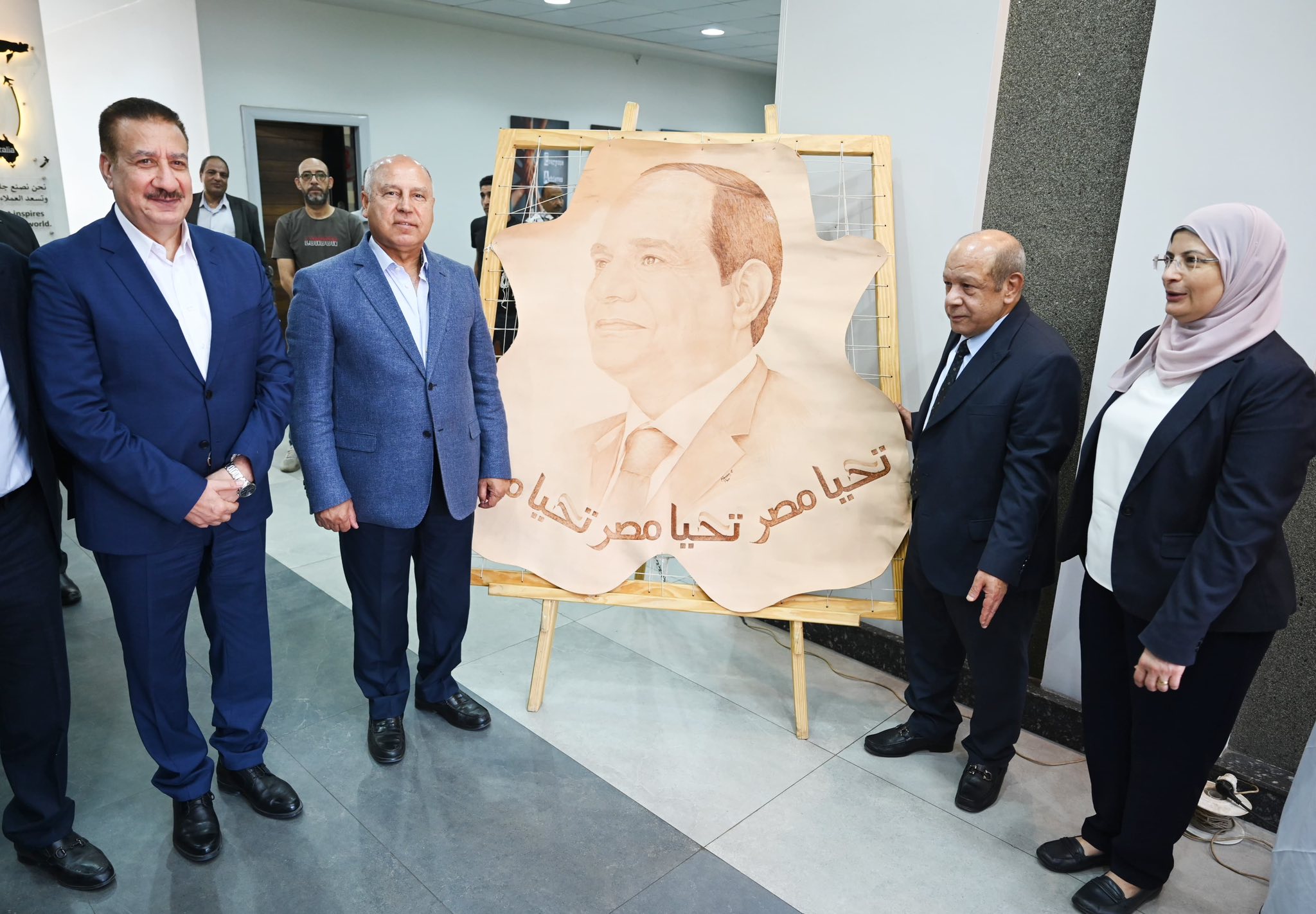 الوزير يتفقد عدد من المشروعات الصناعية بمحافظة المنوفية