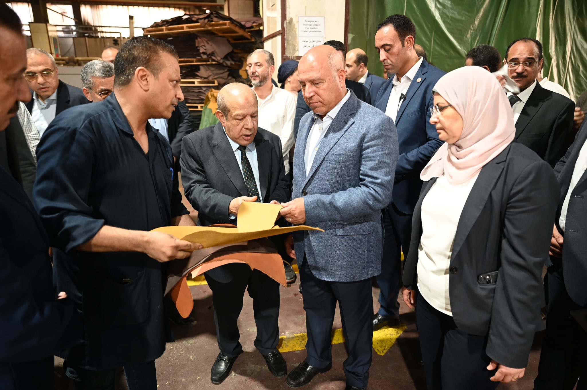الوزير يتفقد عدد من المشروعات الصناعية بمحافظة المنوفية