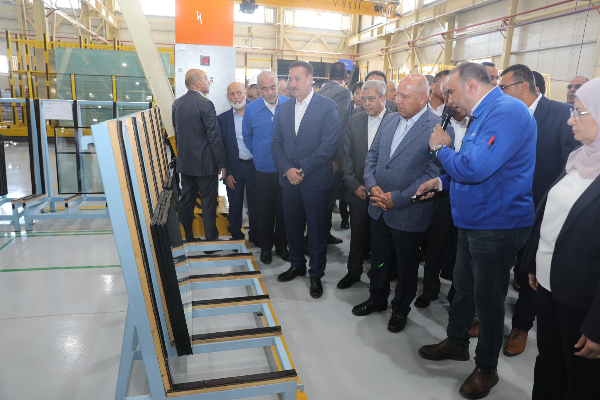 الوزير يتفقد عدد من المشروعات الصناعية بمحافظة المنوفية