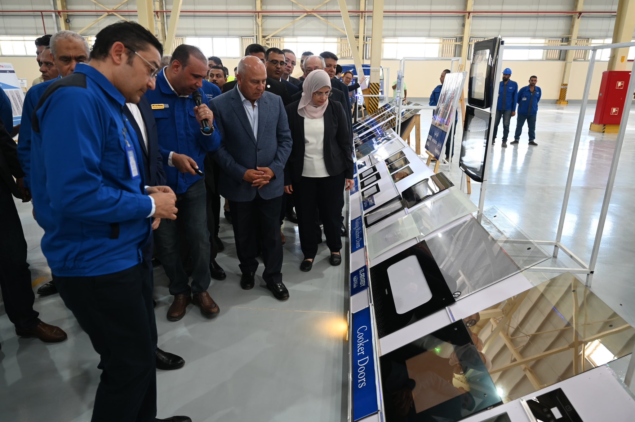 الوزير يتفقد عدد من المشروعات الصناعية بمحافظة المنوفية