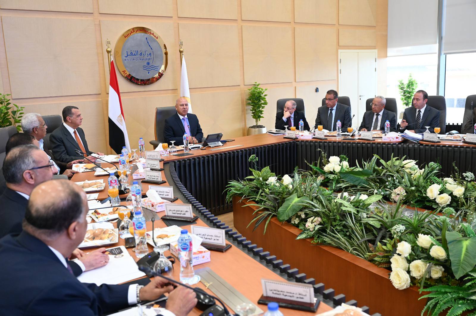 الوزير يترأس اجتماع الجمعية العامة العادية للشركة القابضة للنقل