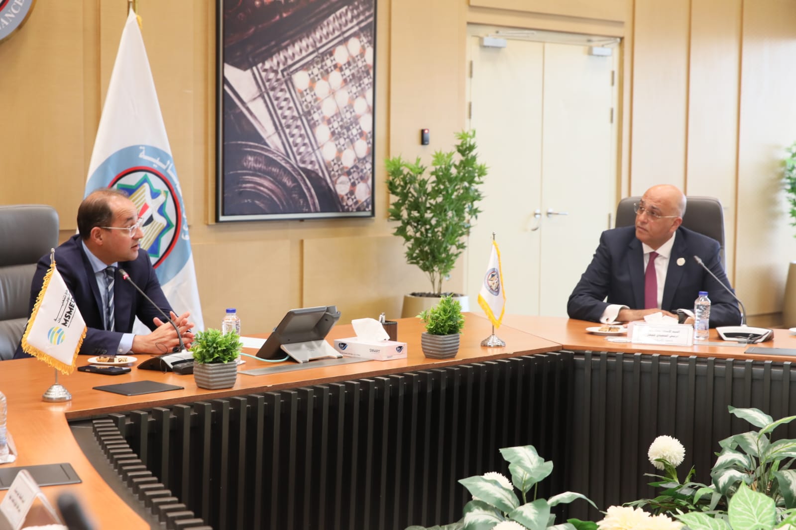 وزير المالية يجتمع مع الرئيس التنفيذي لجهاز تنمية المشروعات
