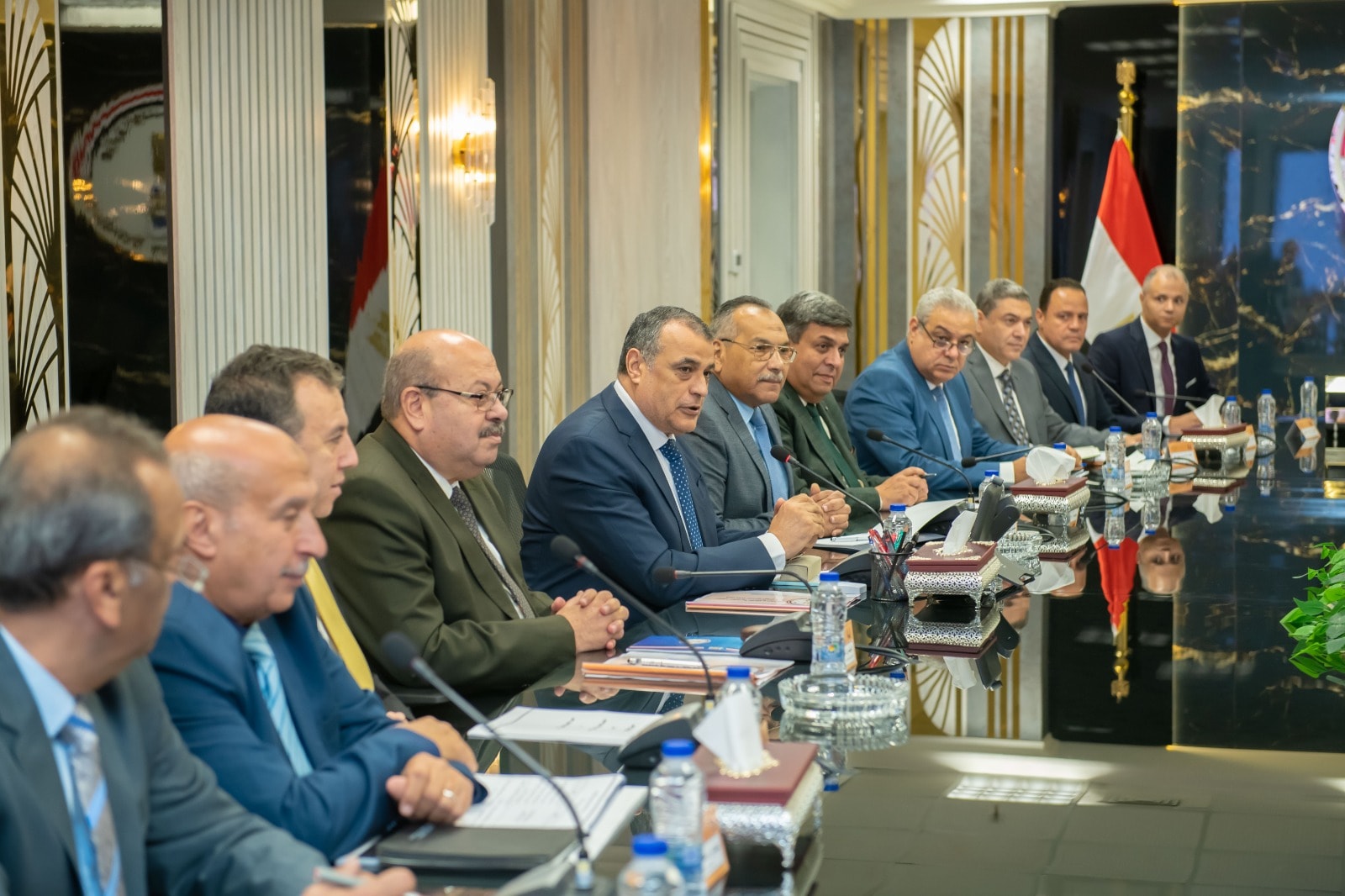 وزير الإنتاج الحربي في اجتماع مع وزير الكهرباء