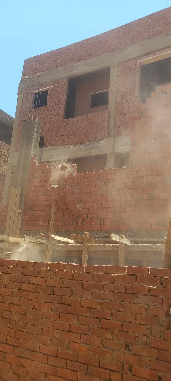 إزالة مخالفات بناء وإشغالات وغلق أنشطة بالمدن الجديدة
