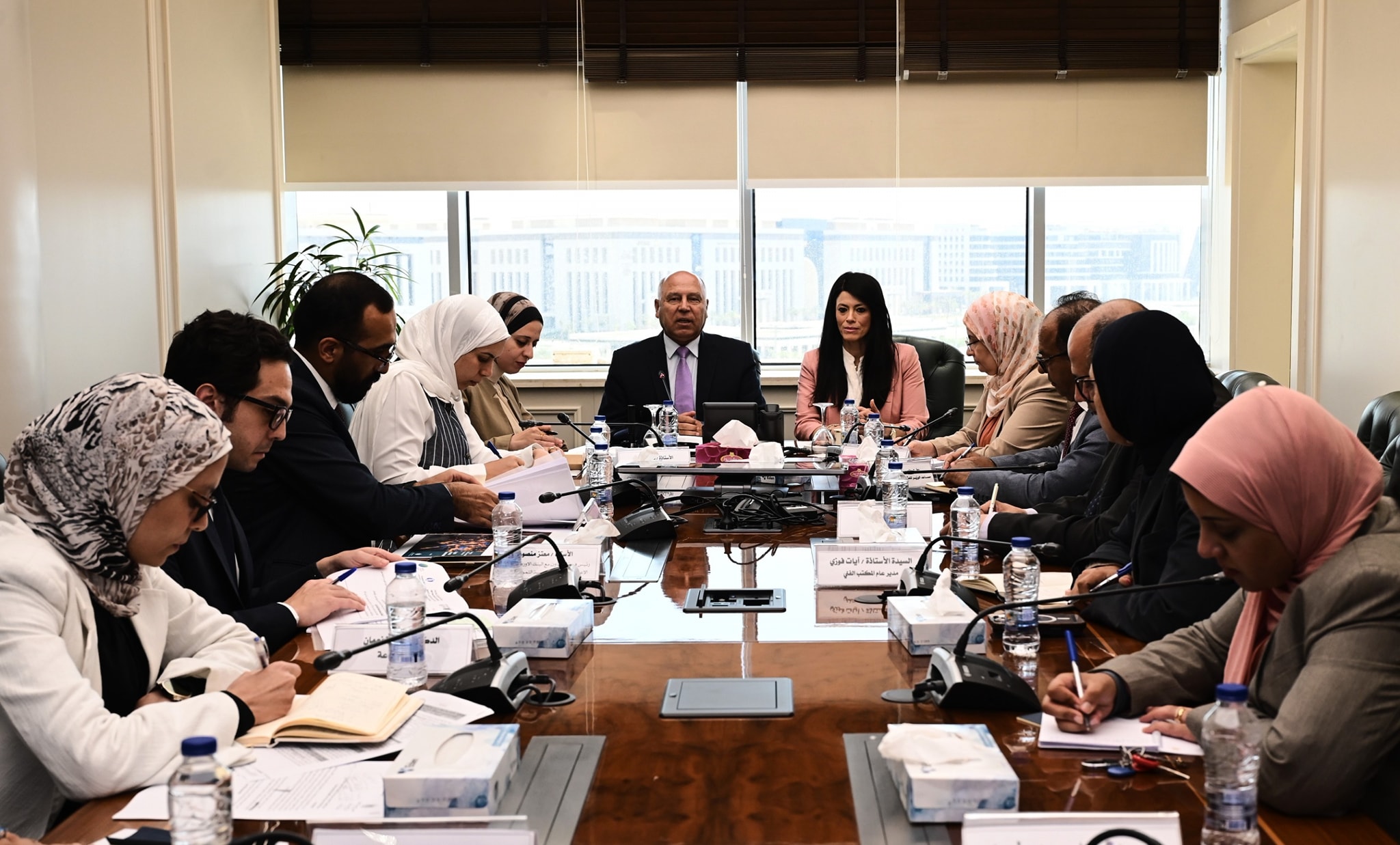 وزير الصناعة والنقل في اجتماع مع وزيرة التخطيط والتعاون الدولي