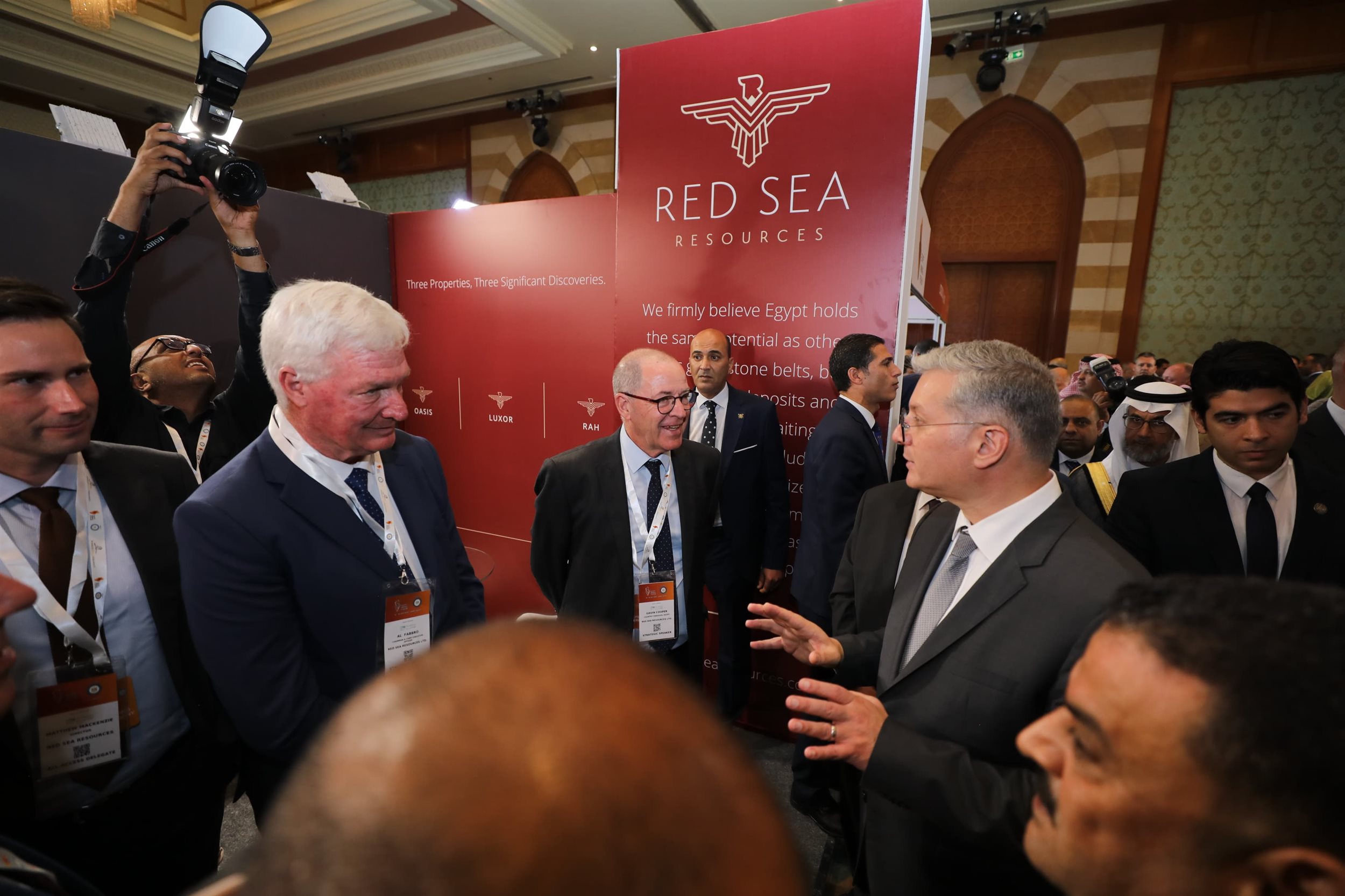 وزير البترول يفتتح المعرض المصاحب لمنتدى مصر للتعدين