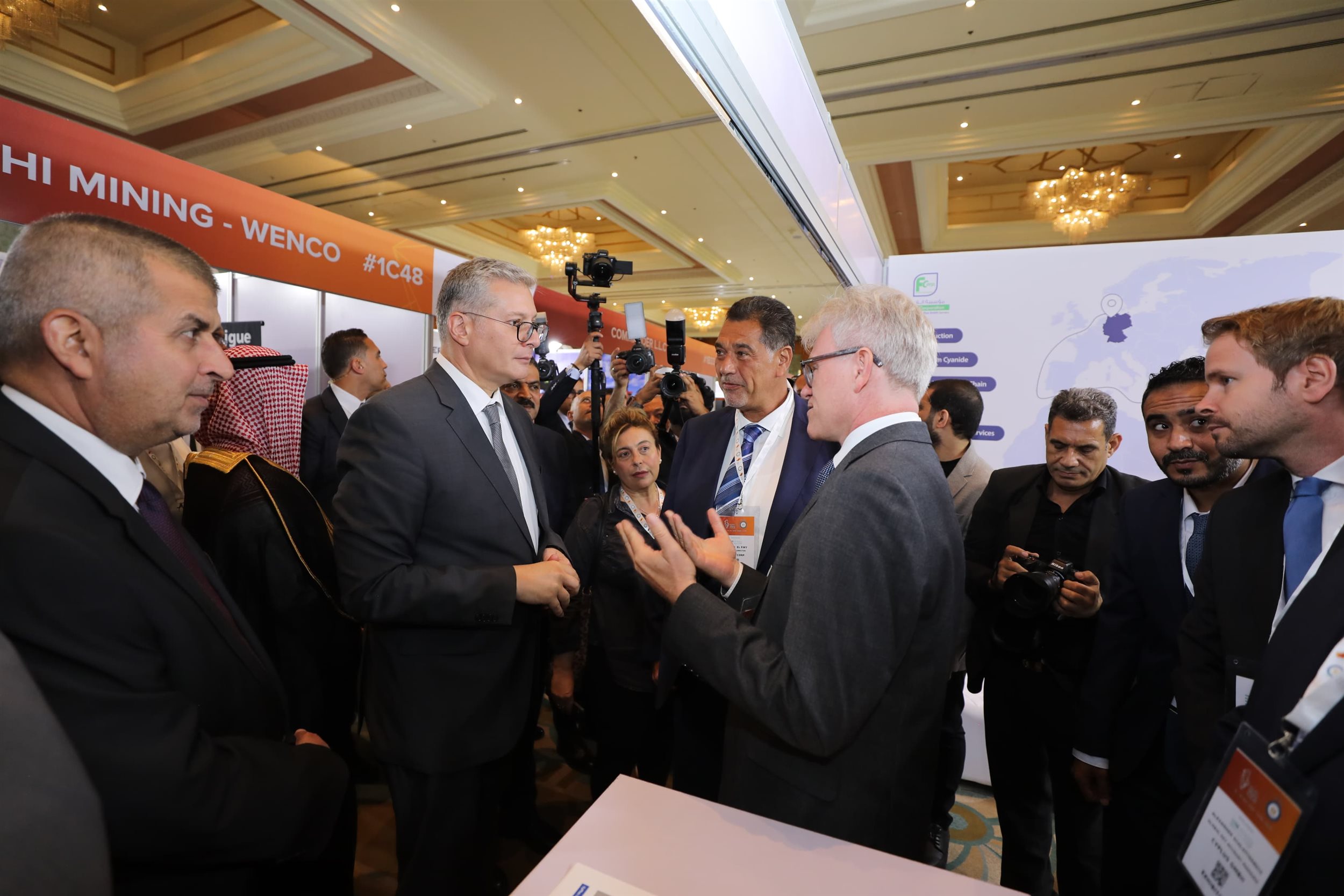 وزير البترول يفتتح المعرض المصاحب لمنتدى مصر للتعدين