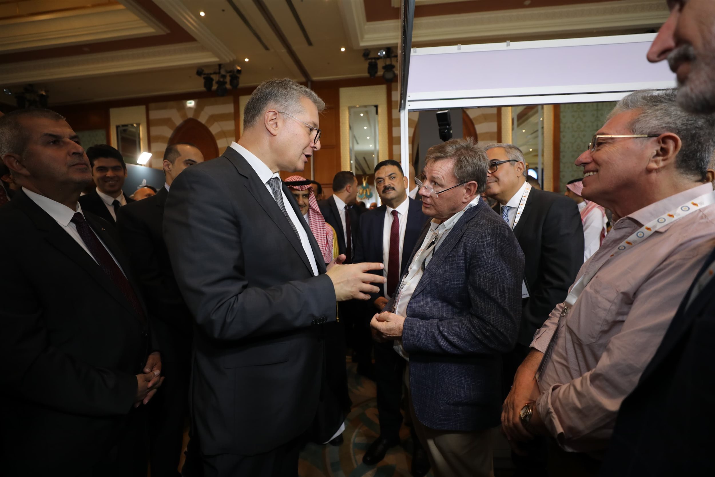 وزير البترول يفتتح المعرض المصاحب لمنتدى مصر للتعدين