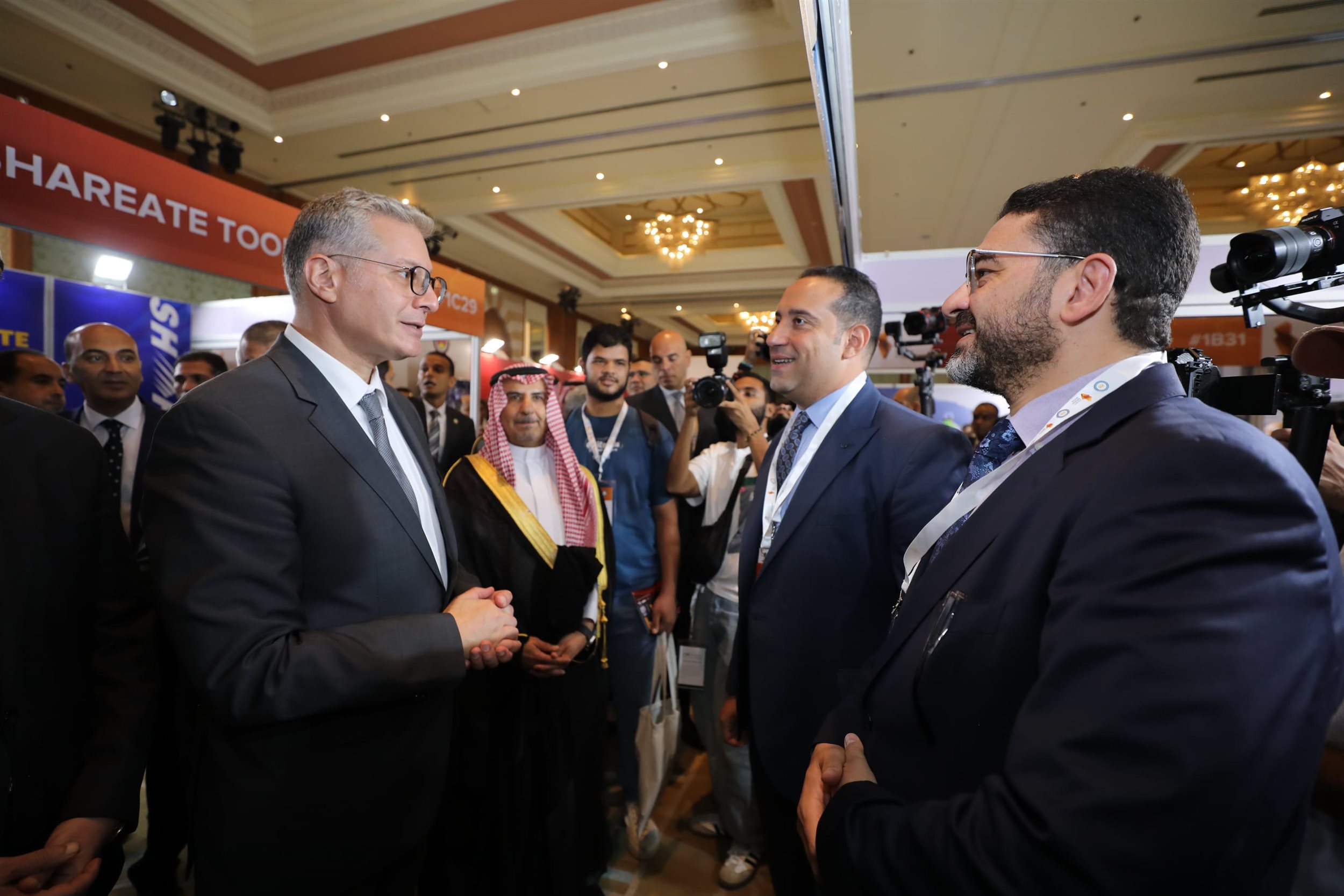وزير البترول يفتتح المعرض المصاحب لمنتدى مصر للتعدين