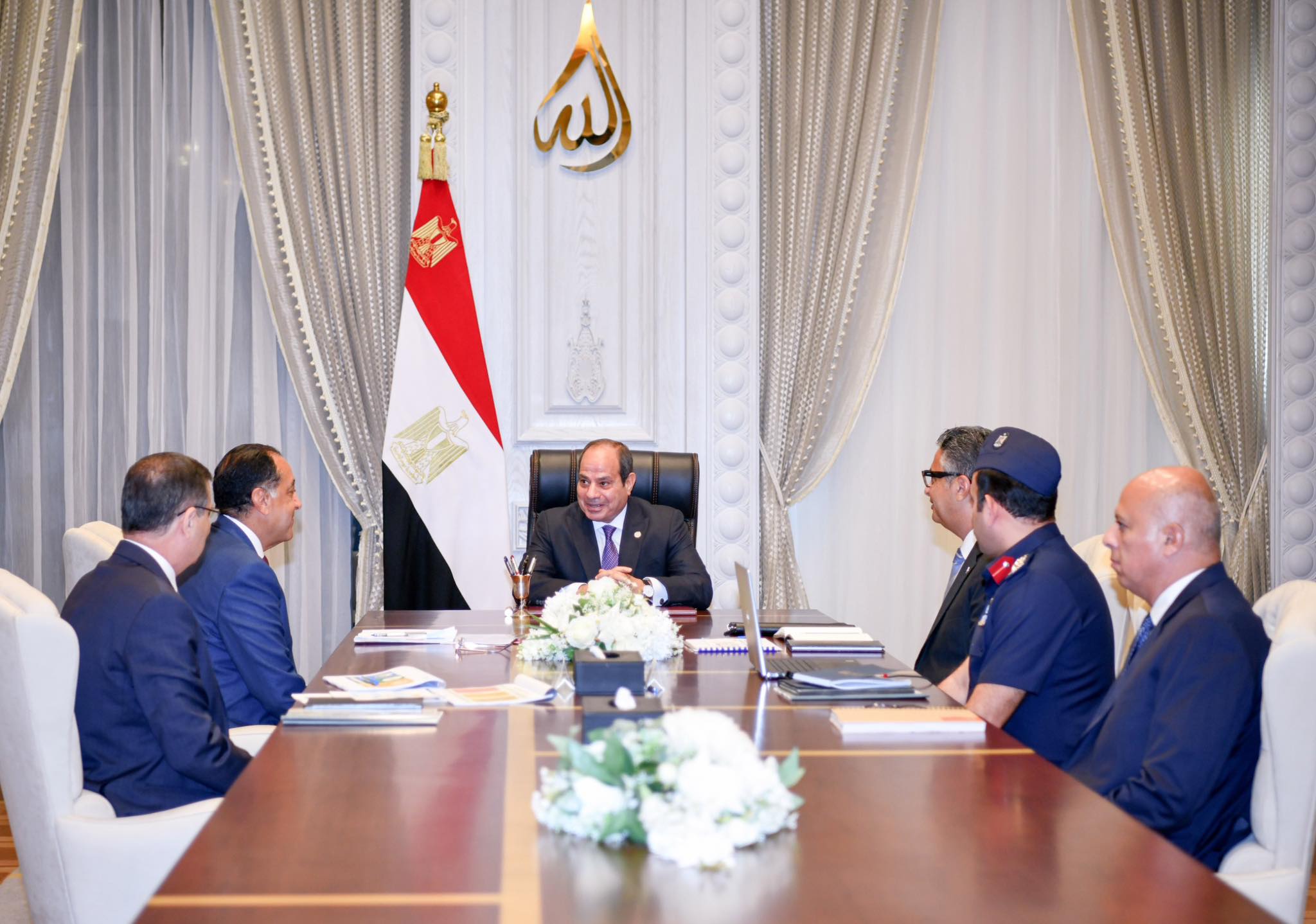 السيسي يؤكد على توافر الاحتياطي الاستراتيجي من السلع الاساسية