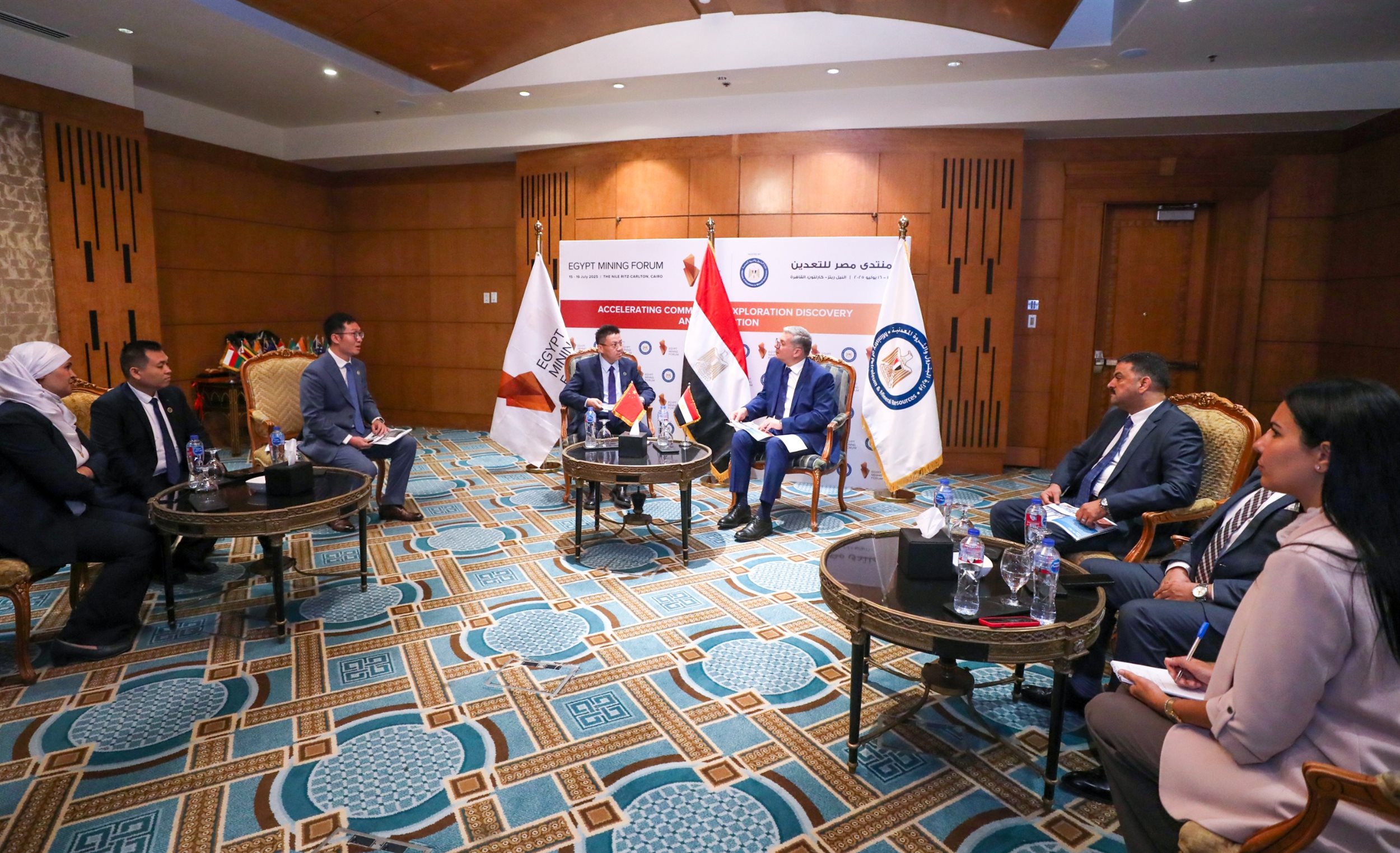وزير البترول يلتقي وفد آسيا بوتاش الصينية