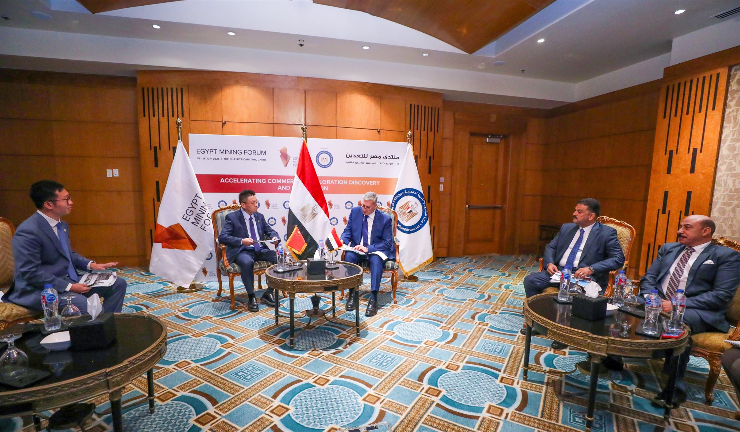 وزير البترول يلتقي وفد آسيا بوتاش الصينية