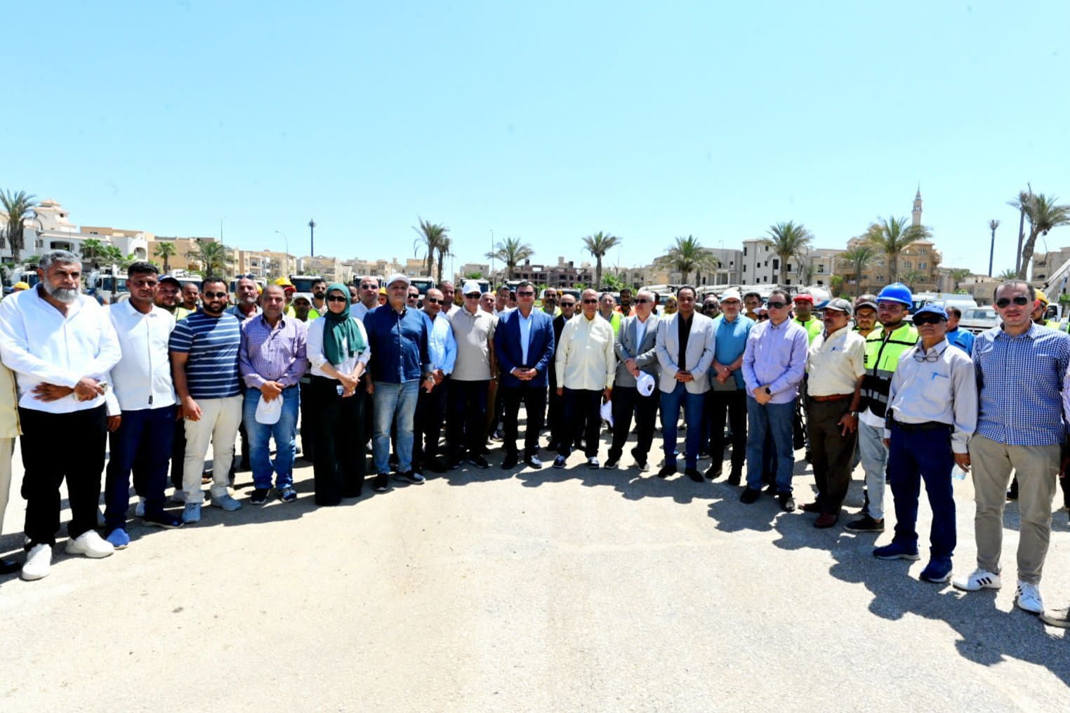 وزير الإسكان يتفقد أعمال تطوير محور 26 يوليو
