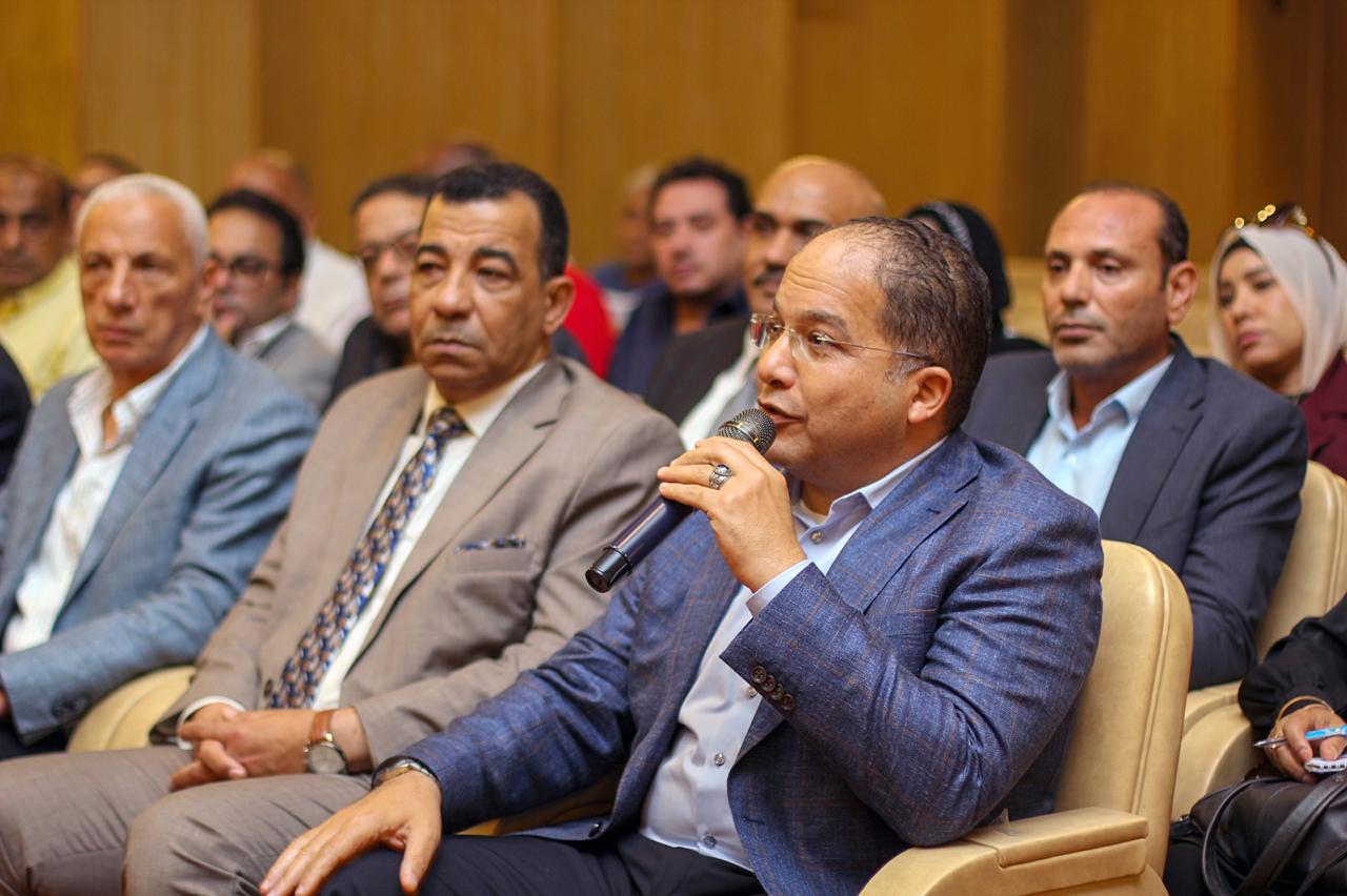 رئيس مصلحة الجمارك يلتقي محافظ بورسعيد ويتفقد بميناء بورسعيد