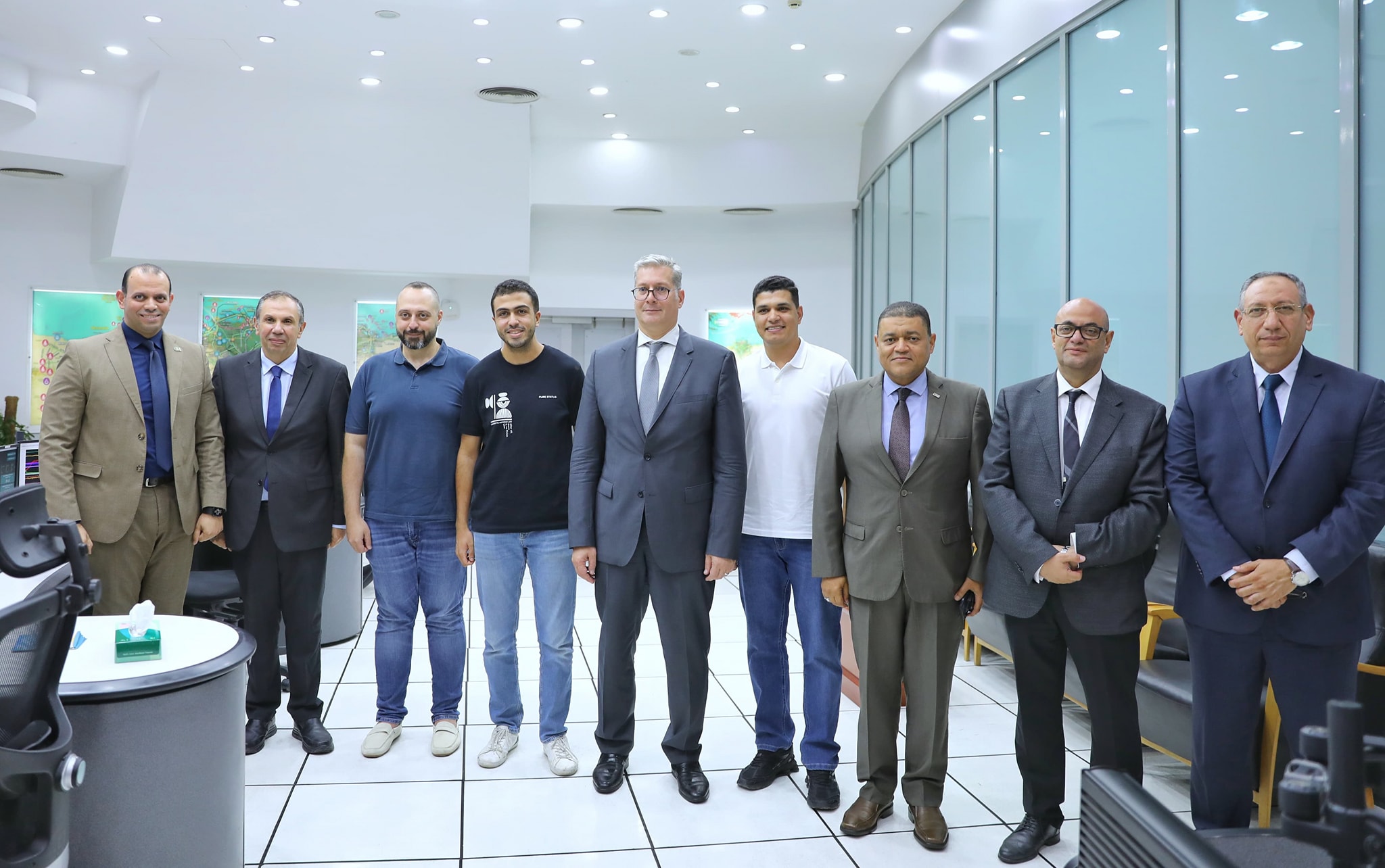 وزير البترول يتفقد مركز الشبكة القومية للغازات الطبيعية ناتا