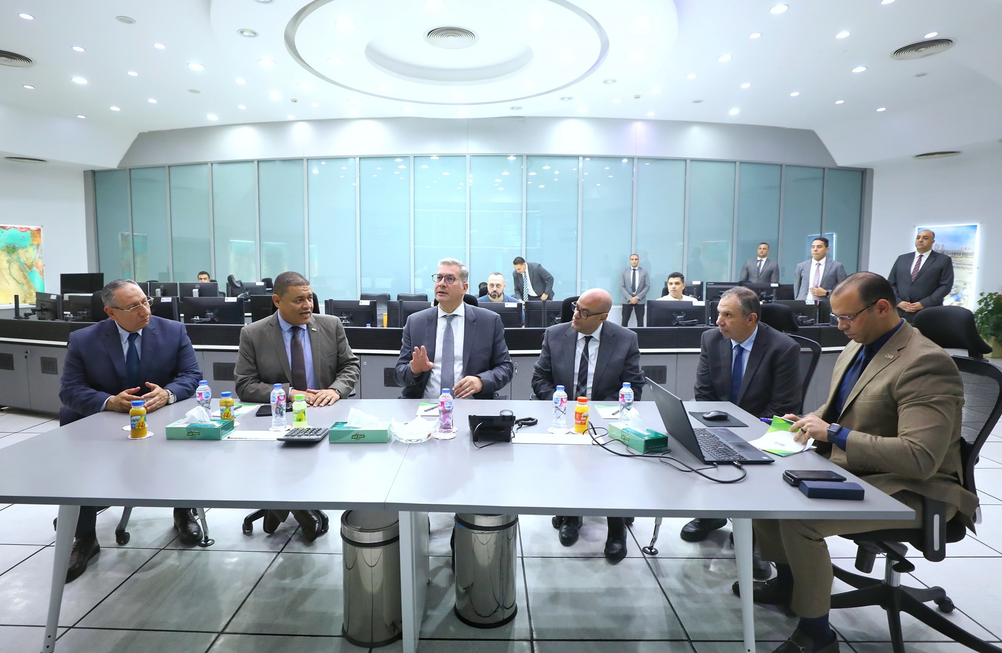 وزير البترول يتفقد مركز الشبكة القومية للغازات الطبيعية ناتا