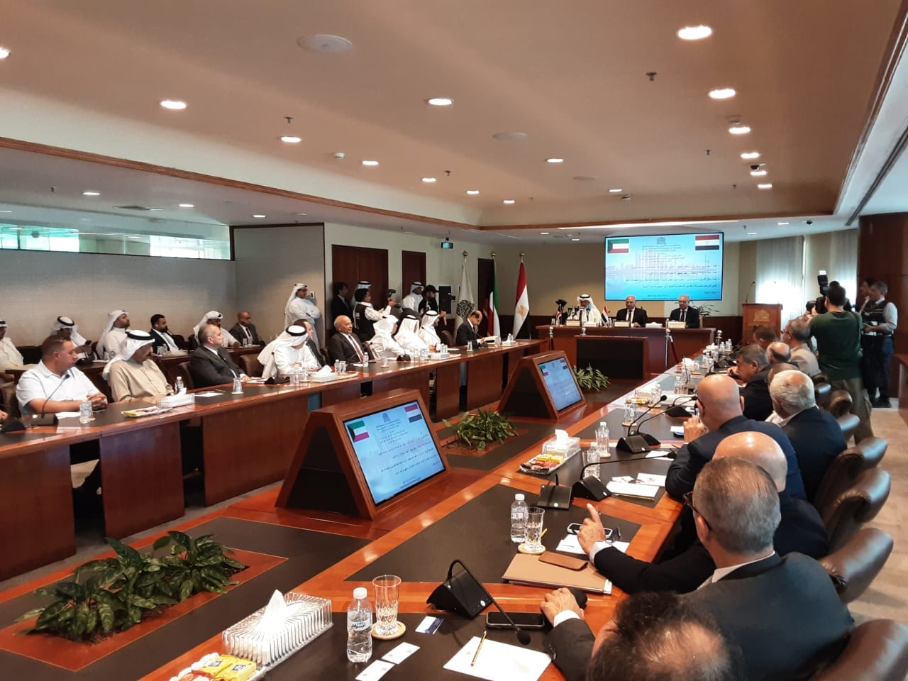 الوزير يشارك في الملتقى الاستثماري المصري الكويتي