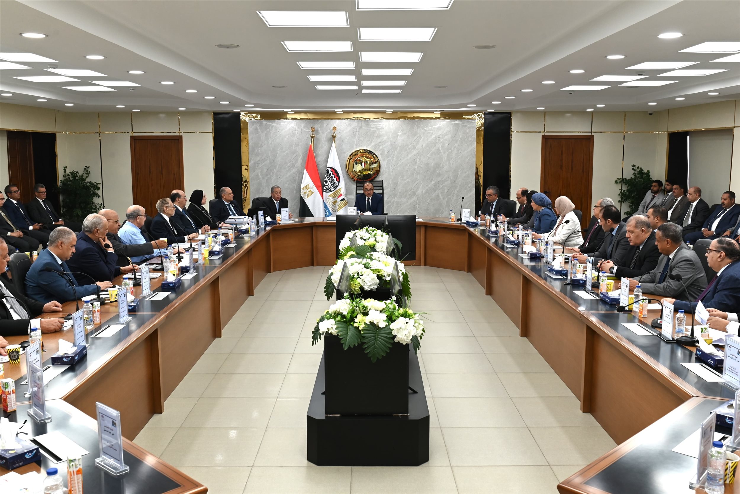 وزير قطاع الأعمال يترأس الجمعية العامة لـ القابضة للصناعات المعدنية